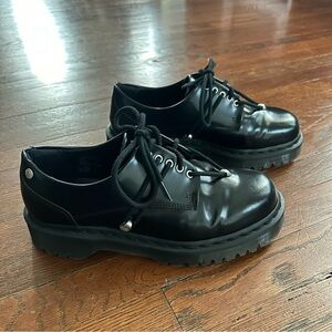 Dr. Martens Black Zeffir 5i women’s 8